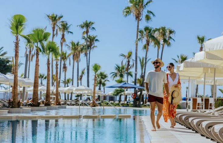 The Best Beachfront Hotels in Larnaca: Where the Sea Meets Comfort